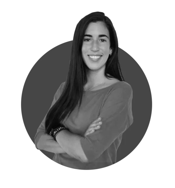 Cristina R.